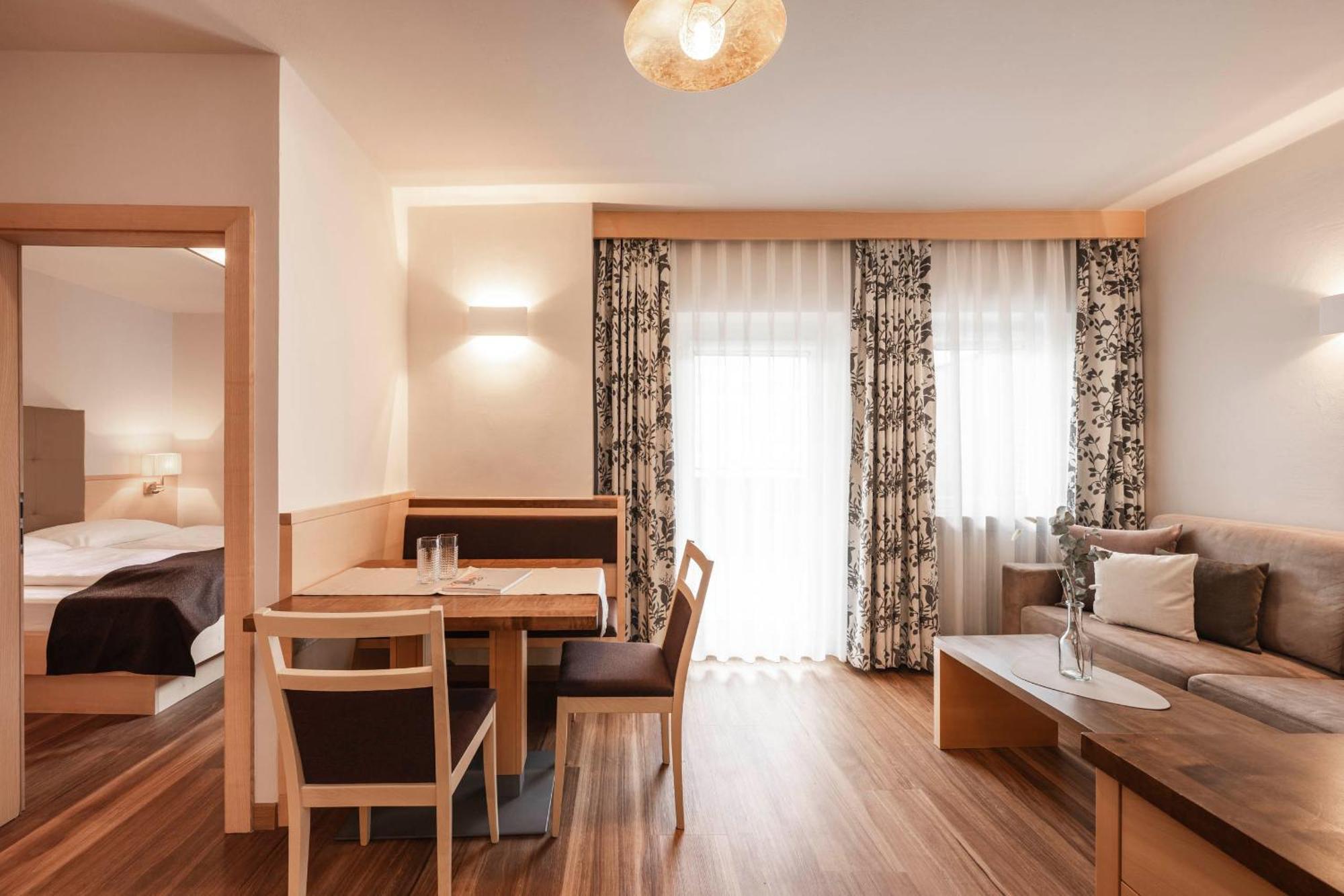 Appartementhaus Residence Hirzer Тироло Номер фото